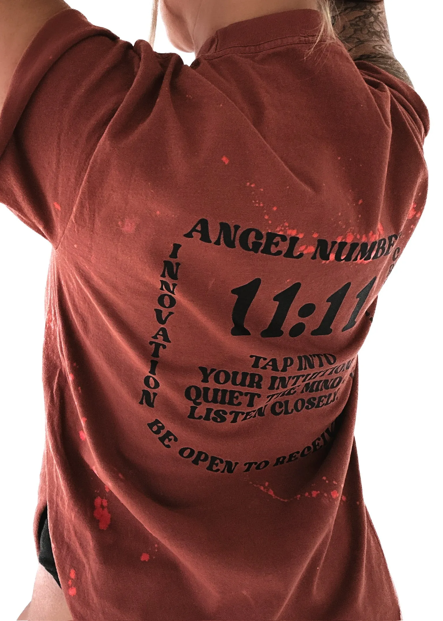 11:11 ANGEL NUMBERS BLEACHED OUT SIDE SLIT TEE