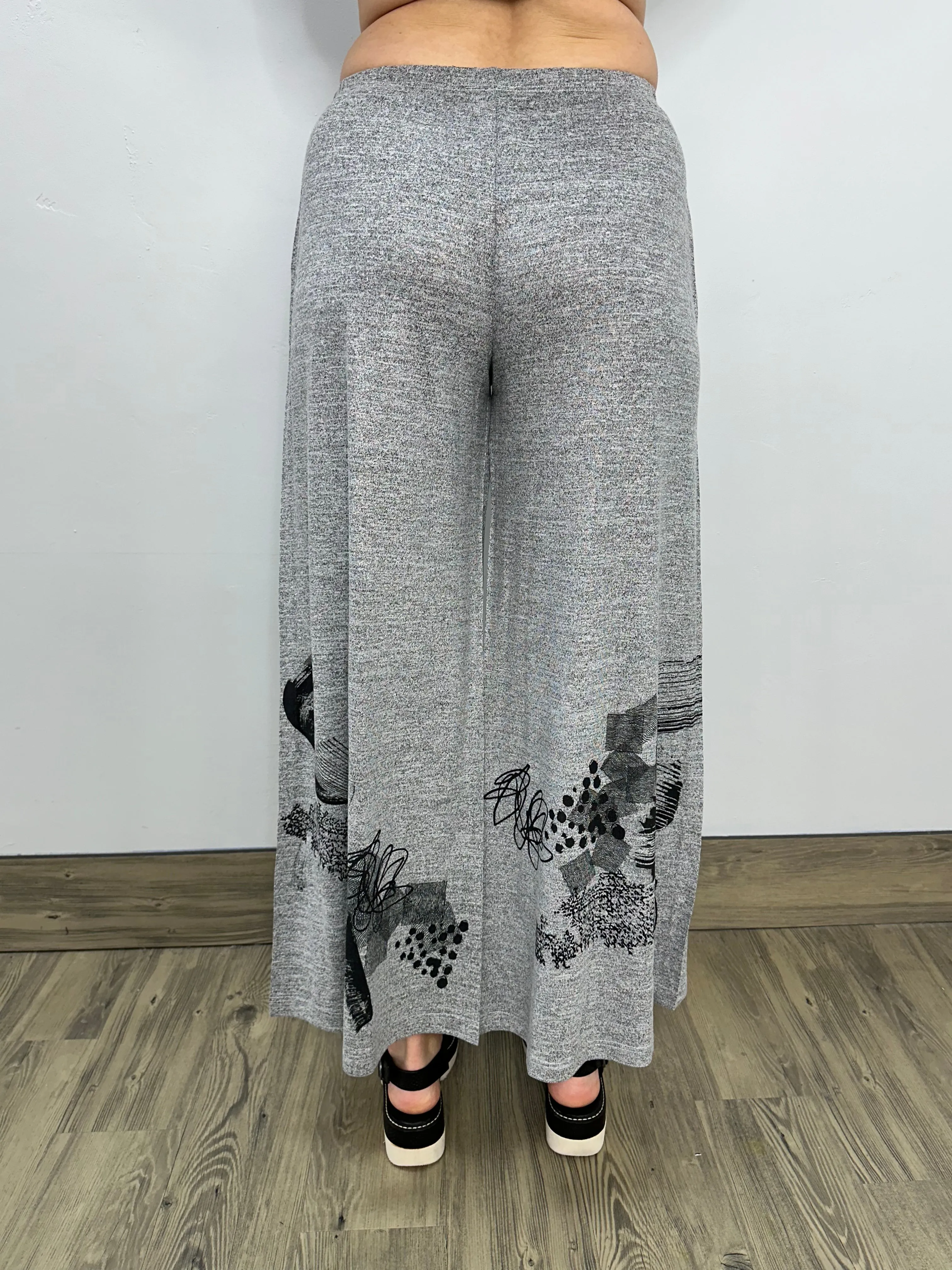 Black Pebble Wide Leg Palazzo Pant with Print