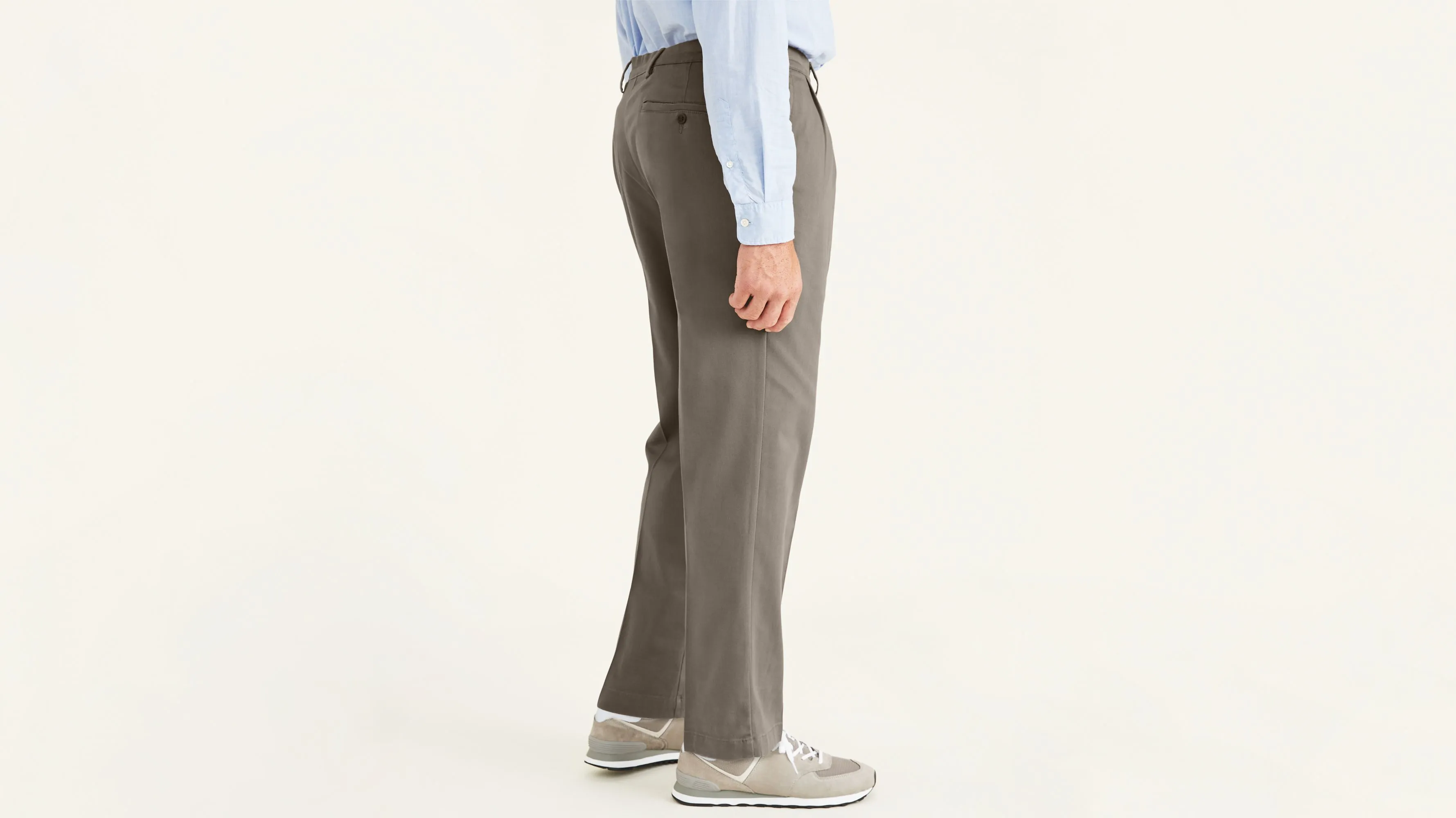 Easy Khakis, Pleated, Classic Fit (Big and Tall)