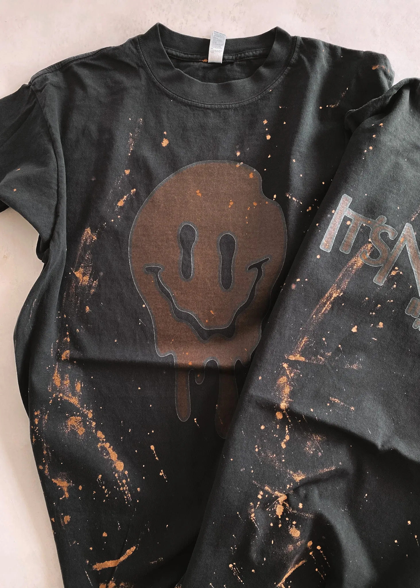 EVERYTHING'S FINE BLEACHED OUT SIDE SLIT TEE