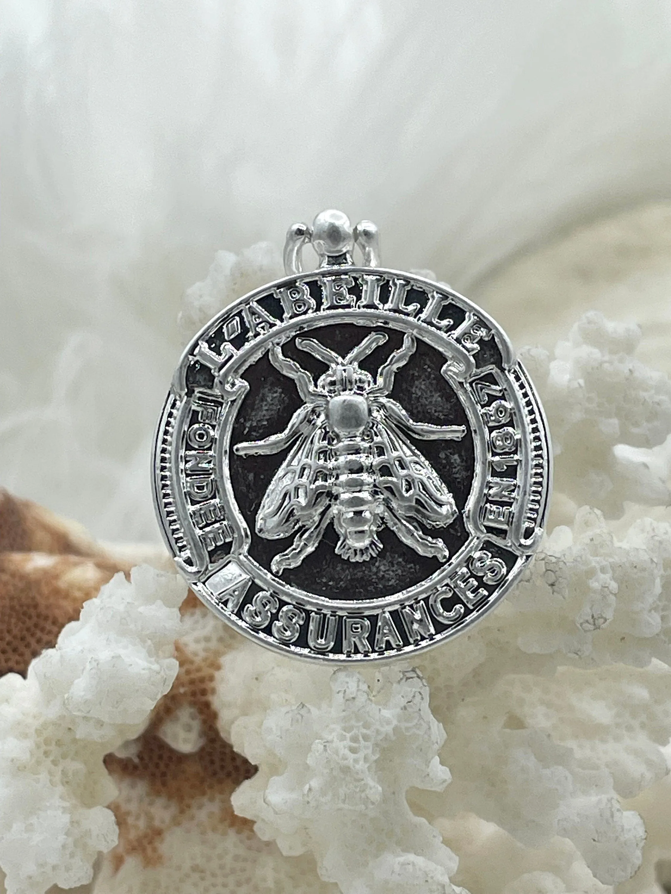 French Bee Coin Pendant, Assurance l'Abeille Medal W/Bail Founded 1857 30 mm, Replica Medals Assurance l'Abeille Medal with bail Fast Ship