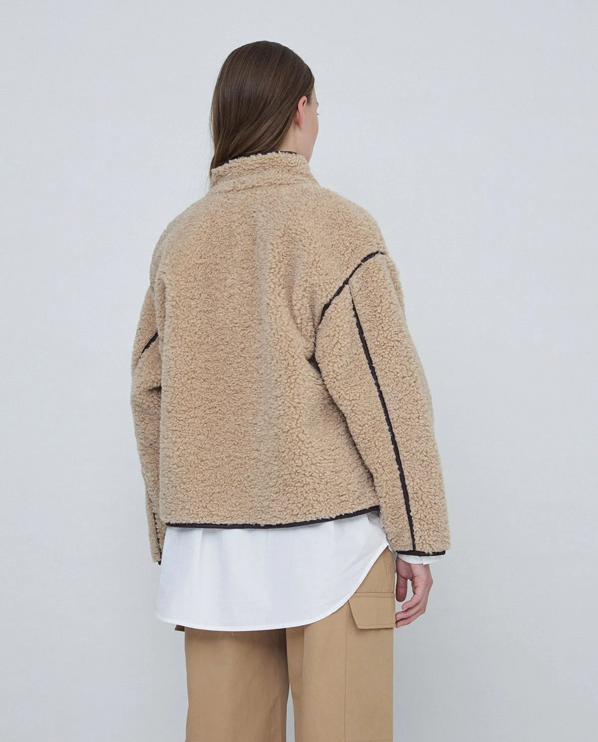 Giubbotto corto in shearling beige