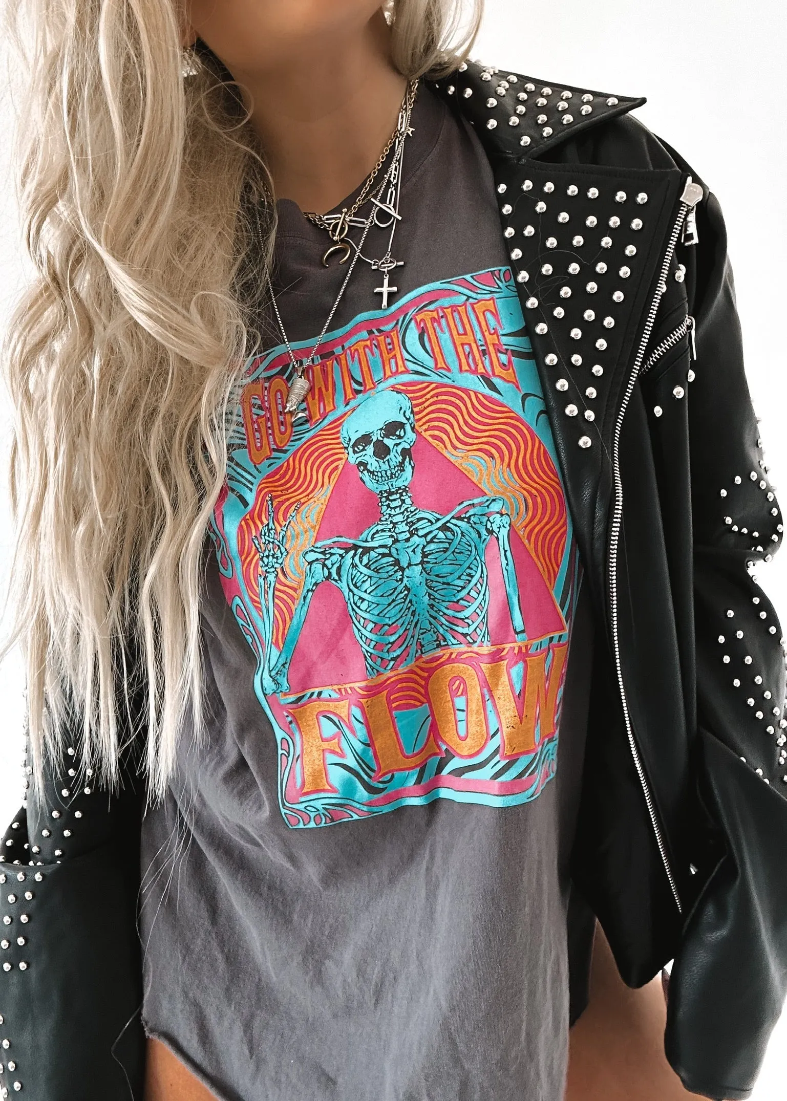 GO WITH THE FLOW (SKELETON) SIDE SLIT TEE