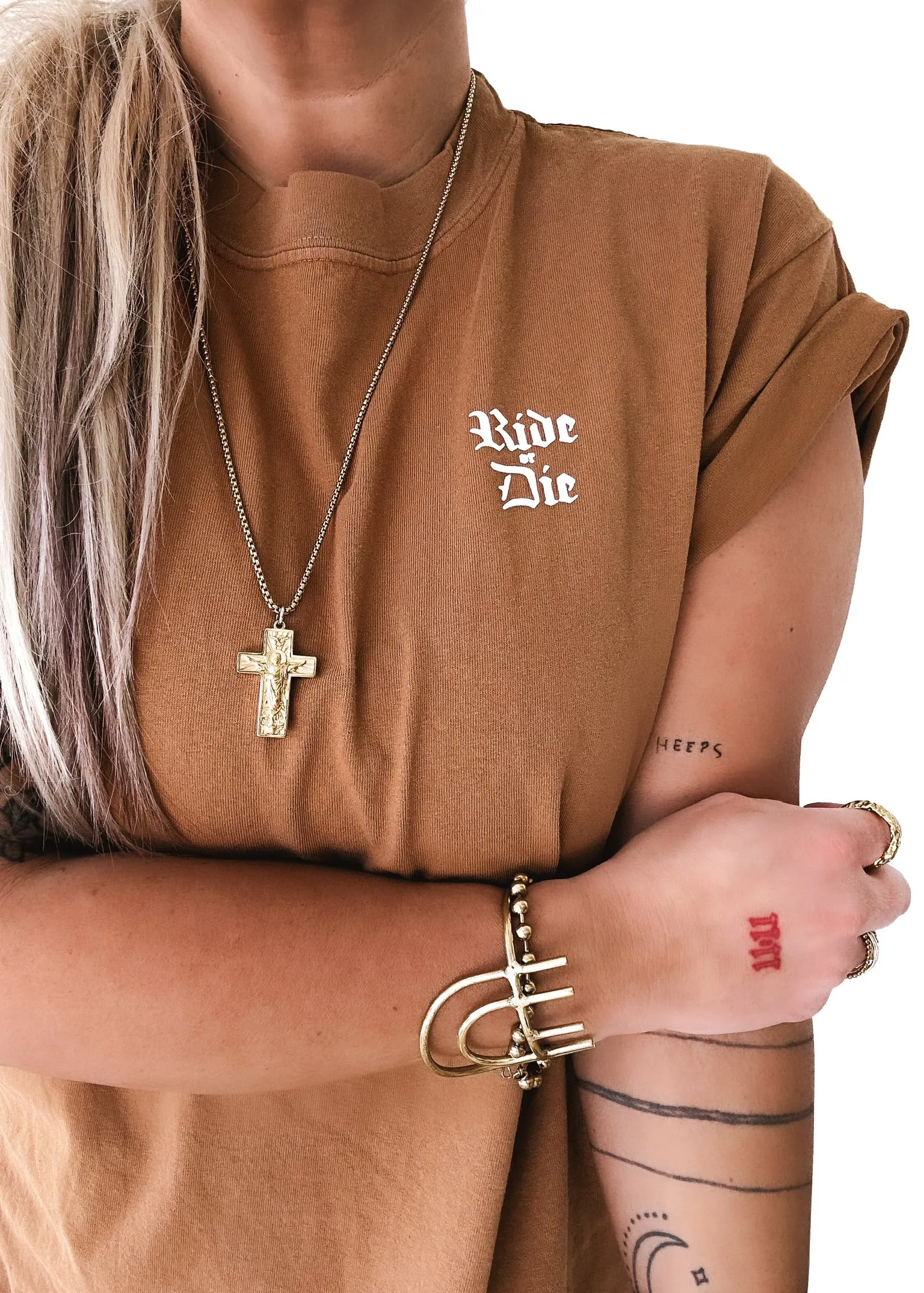 GOTHIC RIDE OR DIE SIDE SLIT TEE