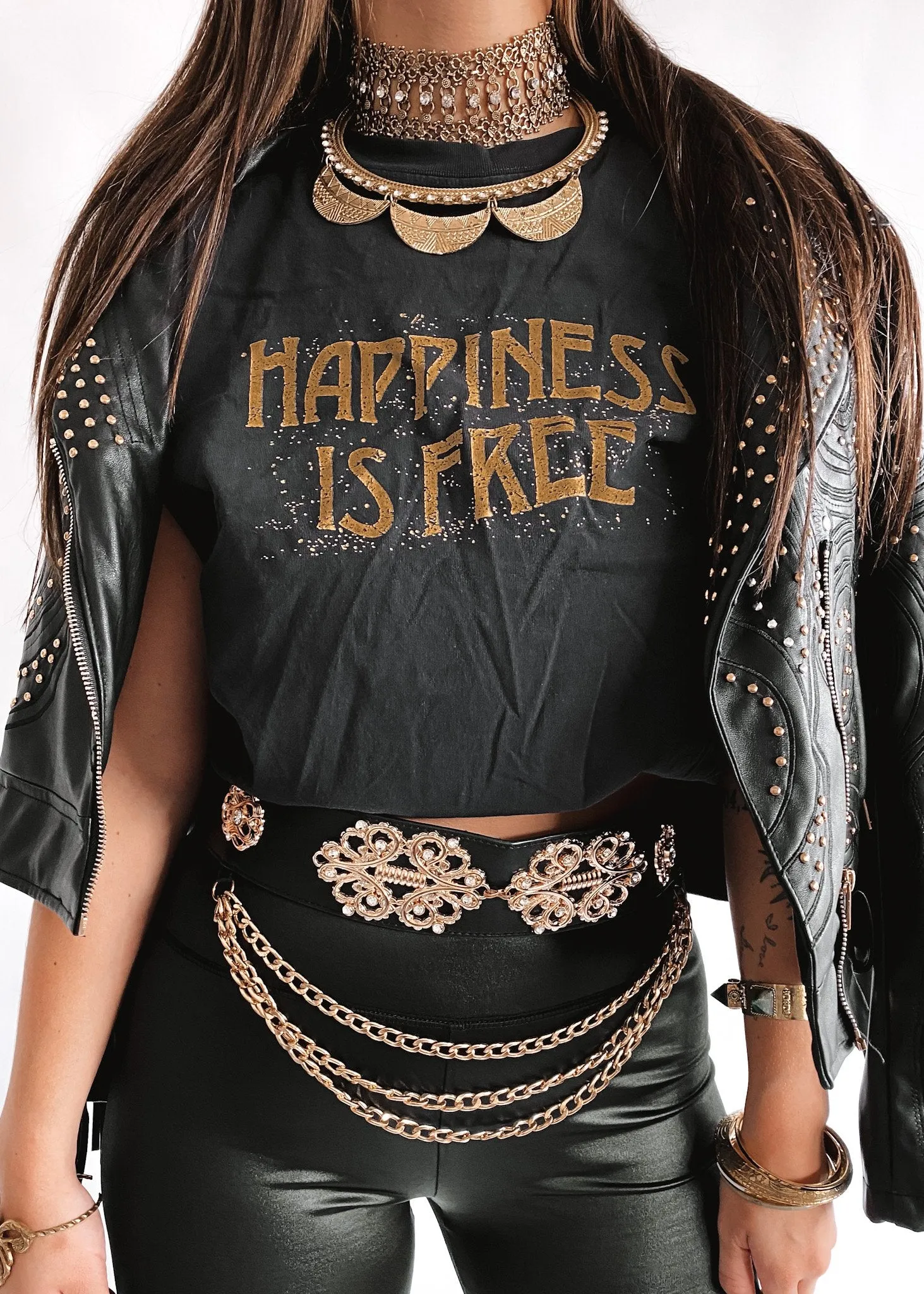HAPPINESS IS FREE SIDE SLIT TEE