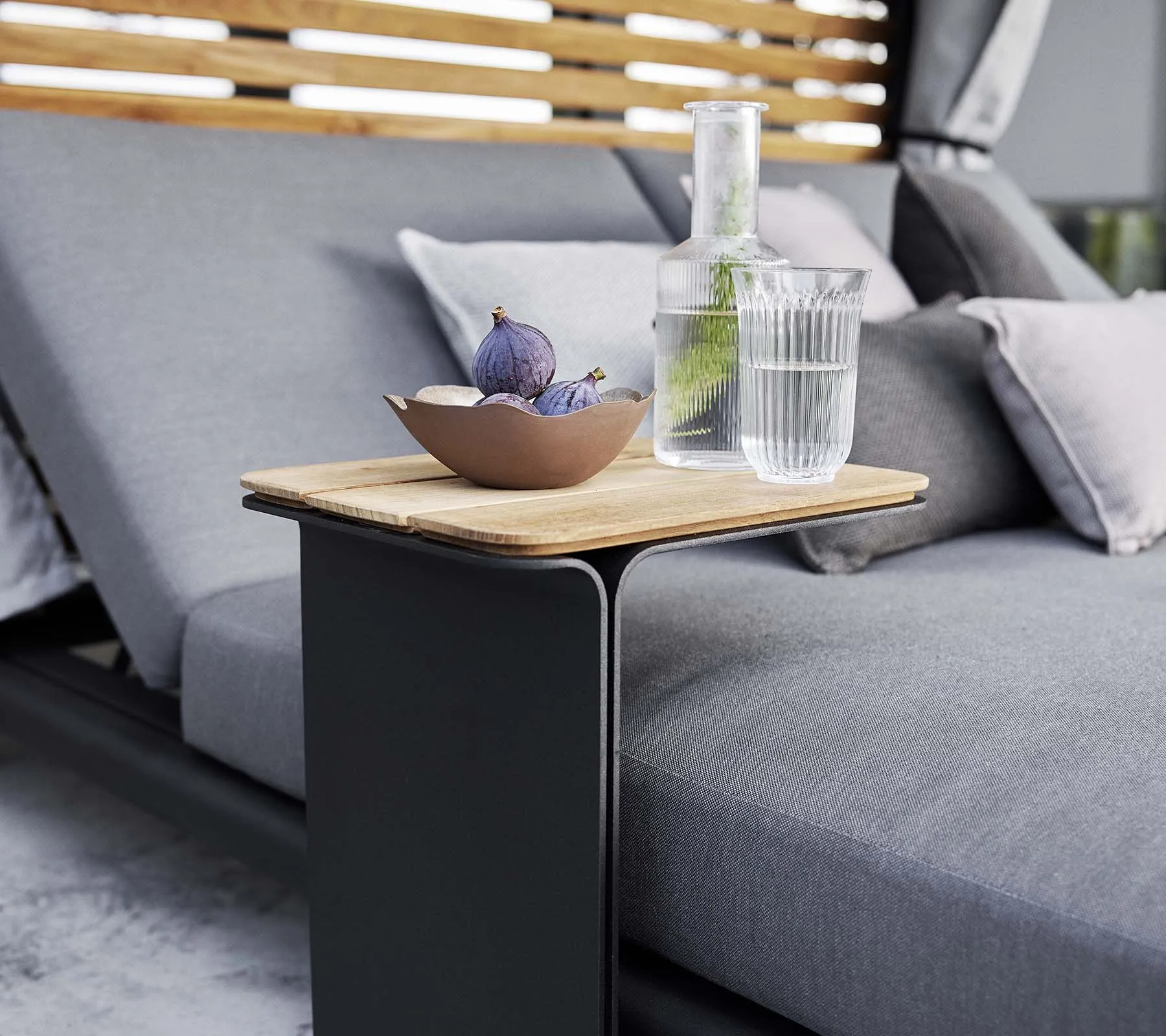 Mega side table