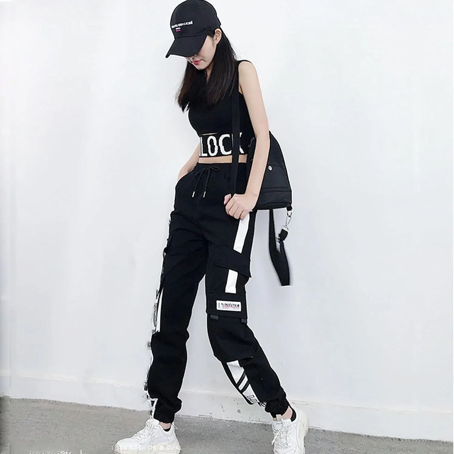 MEINVQIAOTI Black Cargo Pants for Women Straight Hip-hop and Thin Casual Techwear Women Baggy Pants