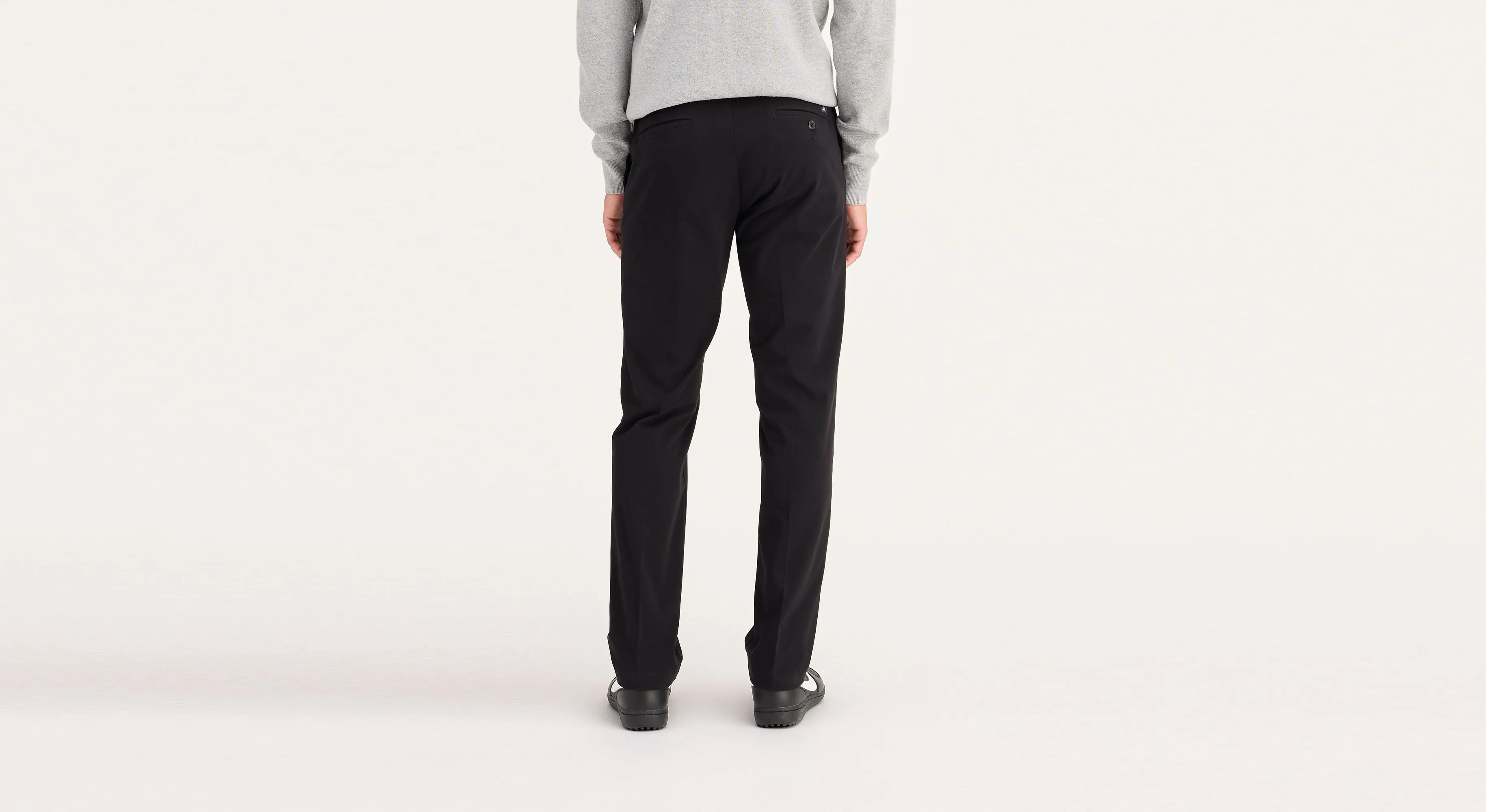 Men's Slim Fit Smart 360 Flex Workday Khaki Pants