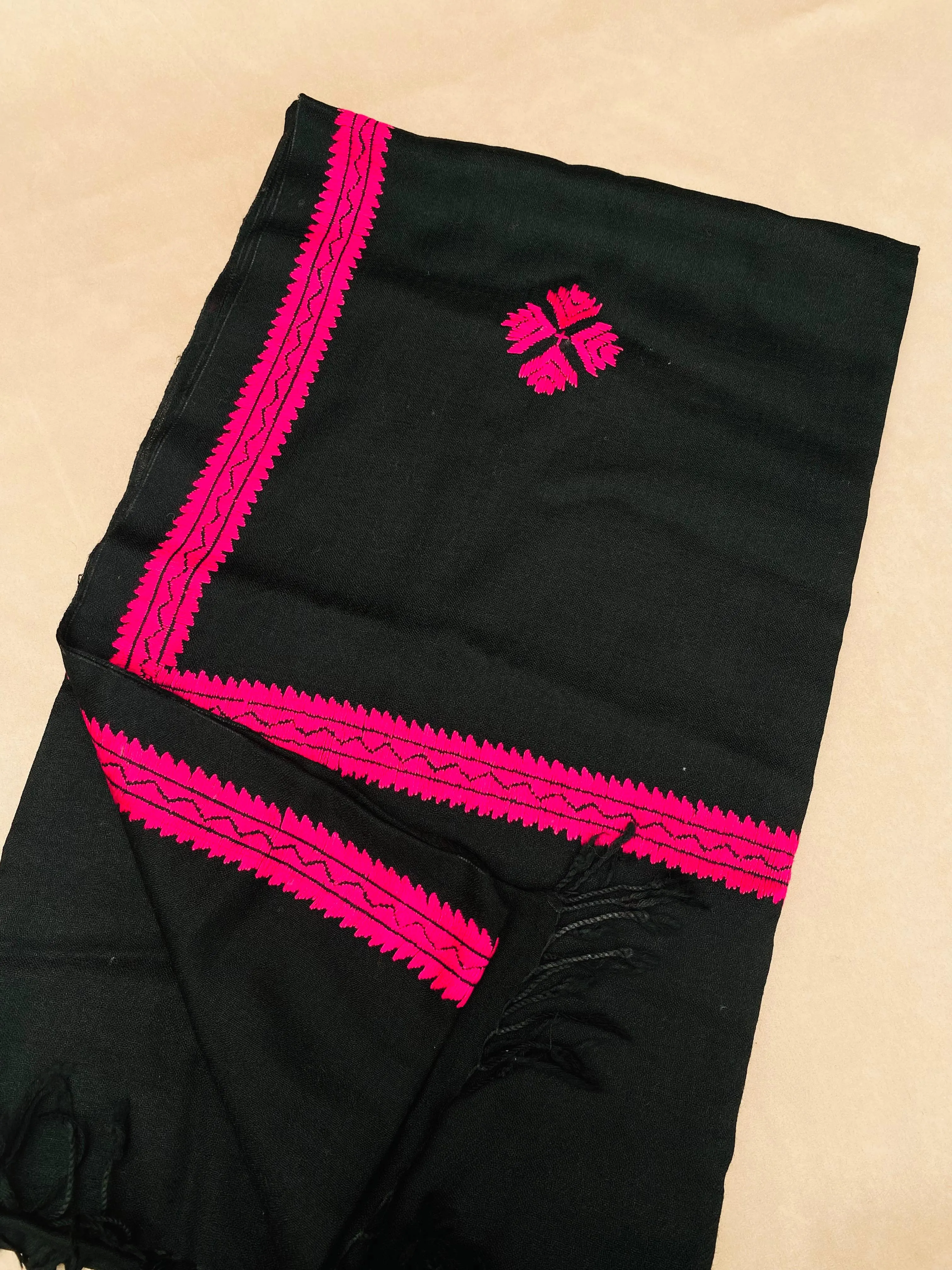 Premium Hand-Woven Woolen Shawl
