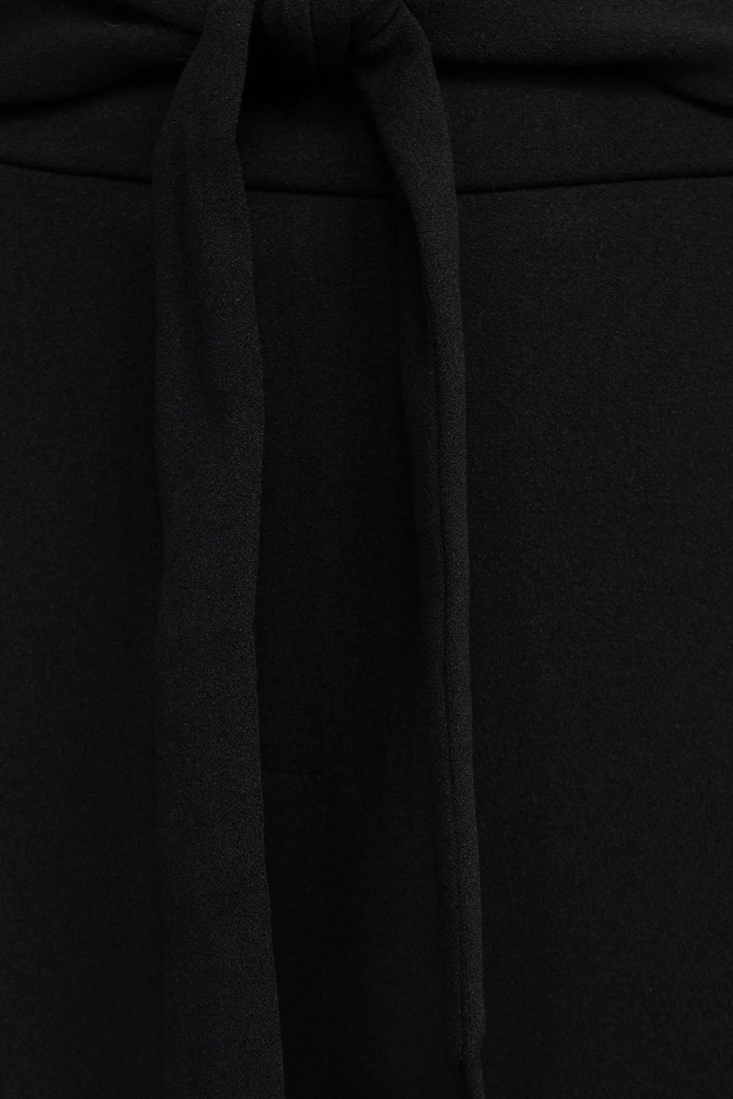 Soho Mid Waist Tie Front Ankle Length Crepe Pant with Mock Pocket